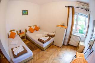 Гостевой дом Guest House Vucicevic Будва Стандартный трехместный номер-студио-1